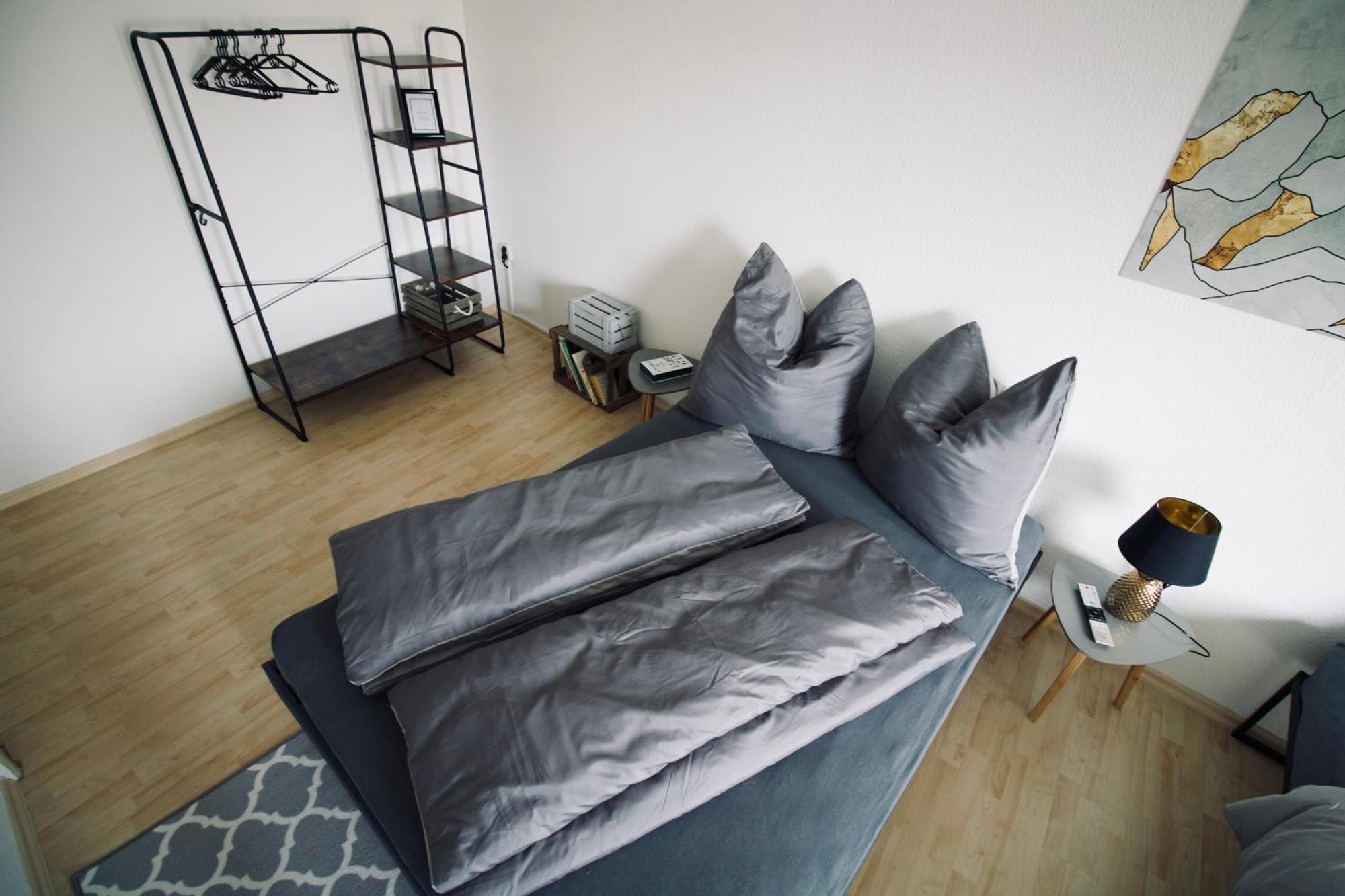 Gemuetliches Innenstadtnest, Zentrale Lage, 88Qm, Kostenfreier Parkplatz, Fuer Bis Zu 6 Personen Cottbus Esterno foto
